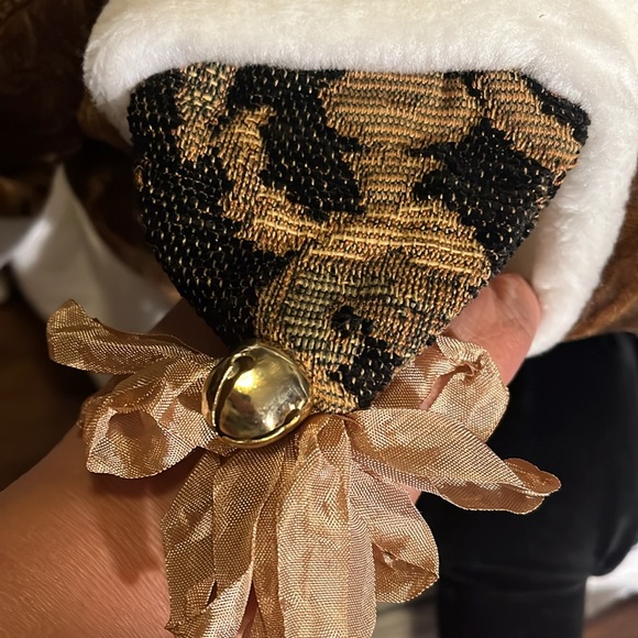 Vintage! Woof N Poof Christmas Santa Tapestry with  Signature Button. - Picture 15 of 15